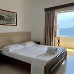Beachside Boutique Sarandë