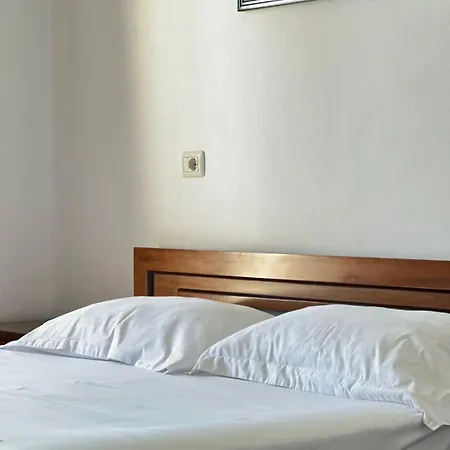 Beachside Boutique Apartamento Sarandë