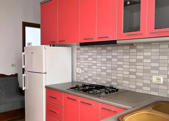 Beachside Coral Nest * Sarandë